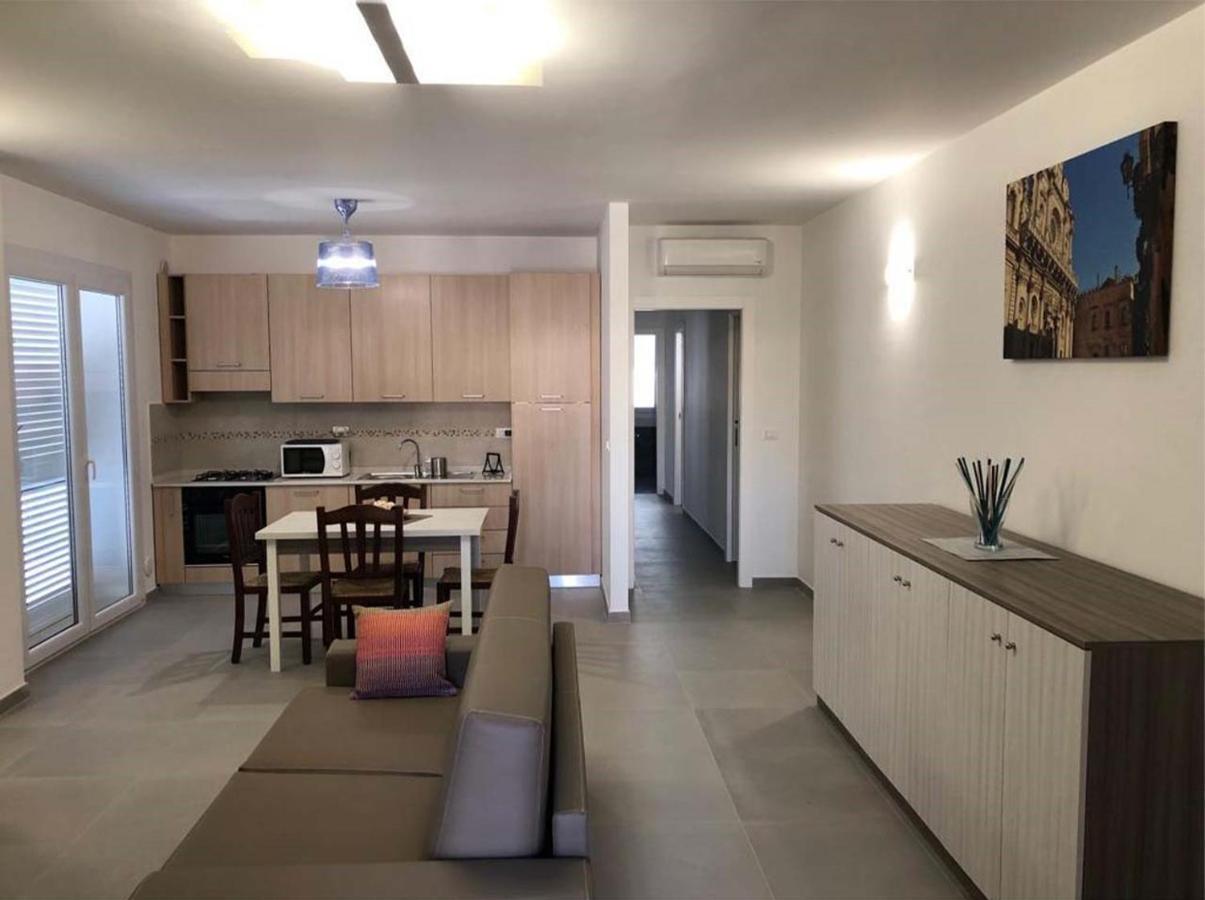 3G Baroque Apartments เลชเช ภายนอก รูปภาพ